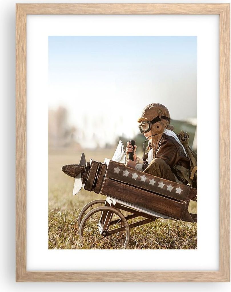 Gerahmtes Poster - Rahmen in heller Eiche - Kindheit Flugzeug Spielzeug - 30x40 cm - Wand Bild - Wanddeko - Wandbilder - Kunstposter - Wandposter -...