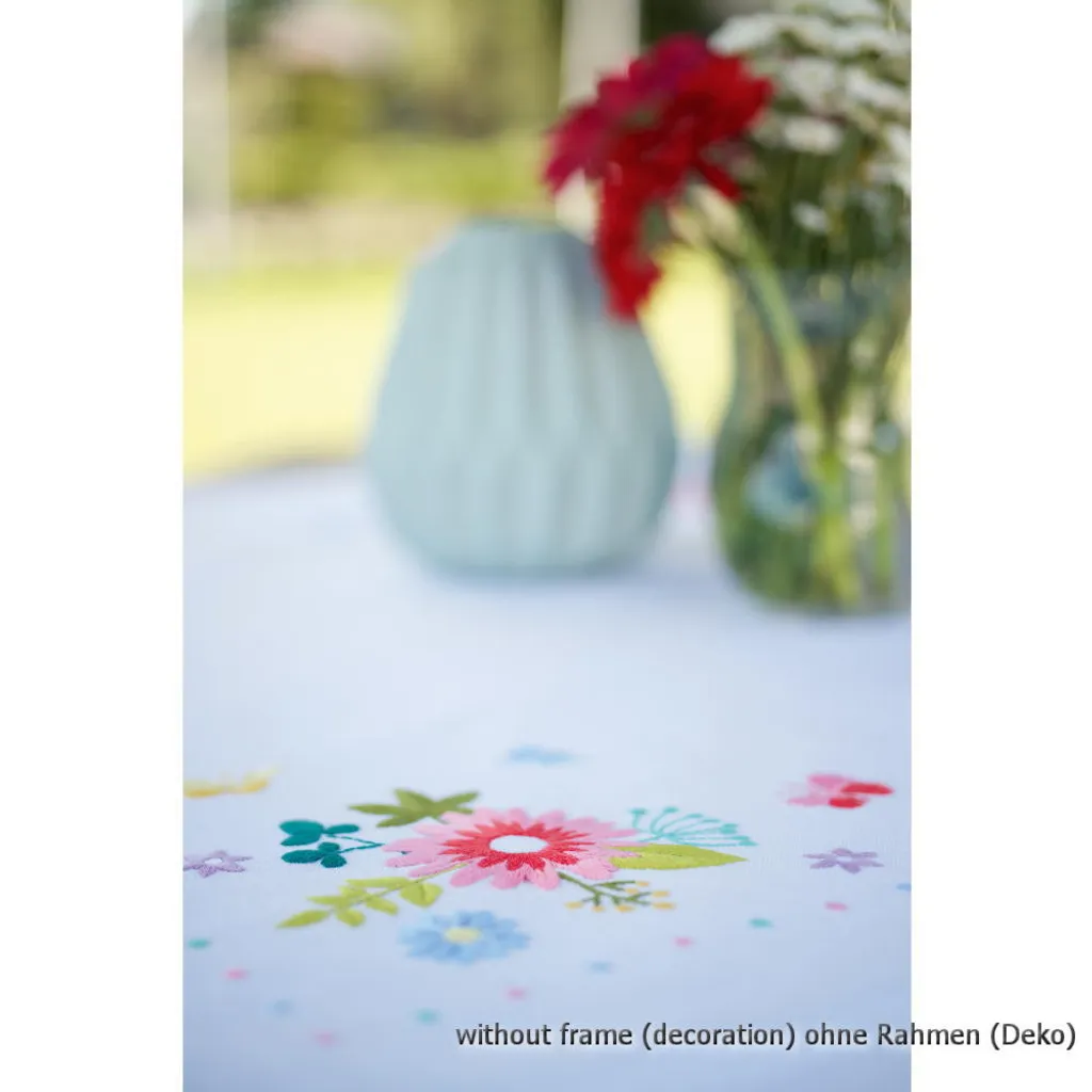 Nappe broderie Vervaco Fleurs de printemps - Kit facile pour décorer