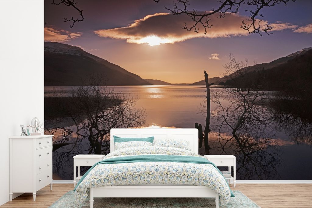 MuchoWow Fototapete für Wohnzimmer oder Schlafzimmer Wandtapete Vinyl Motivtapete Farbenfroher Sonnenaufgang über dem See Loch Lomond in Schott...