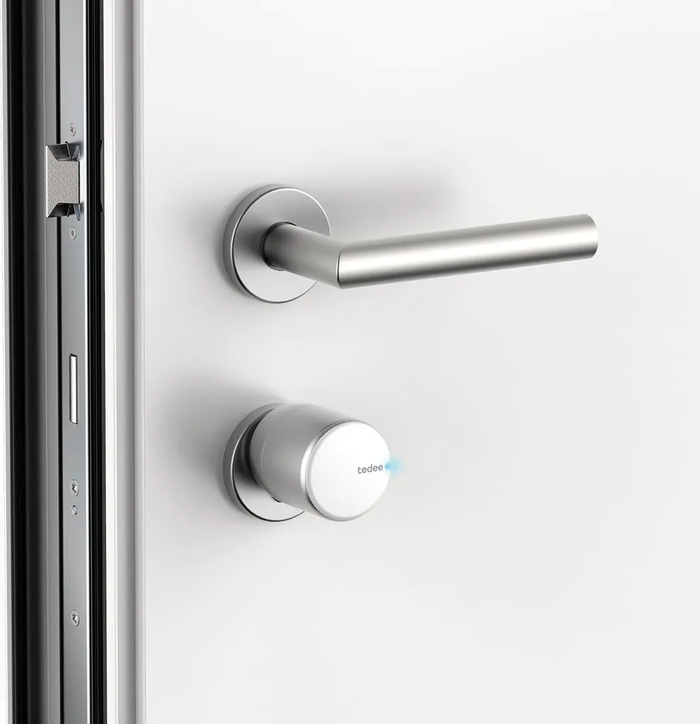 Tedee Smart Lock Pro Argent : Serrure Bluetooth avec Batterie Rechargeable - 12