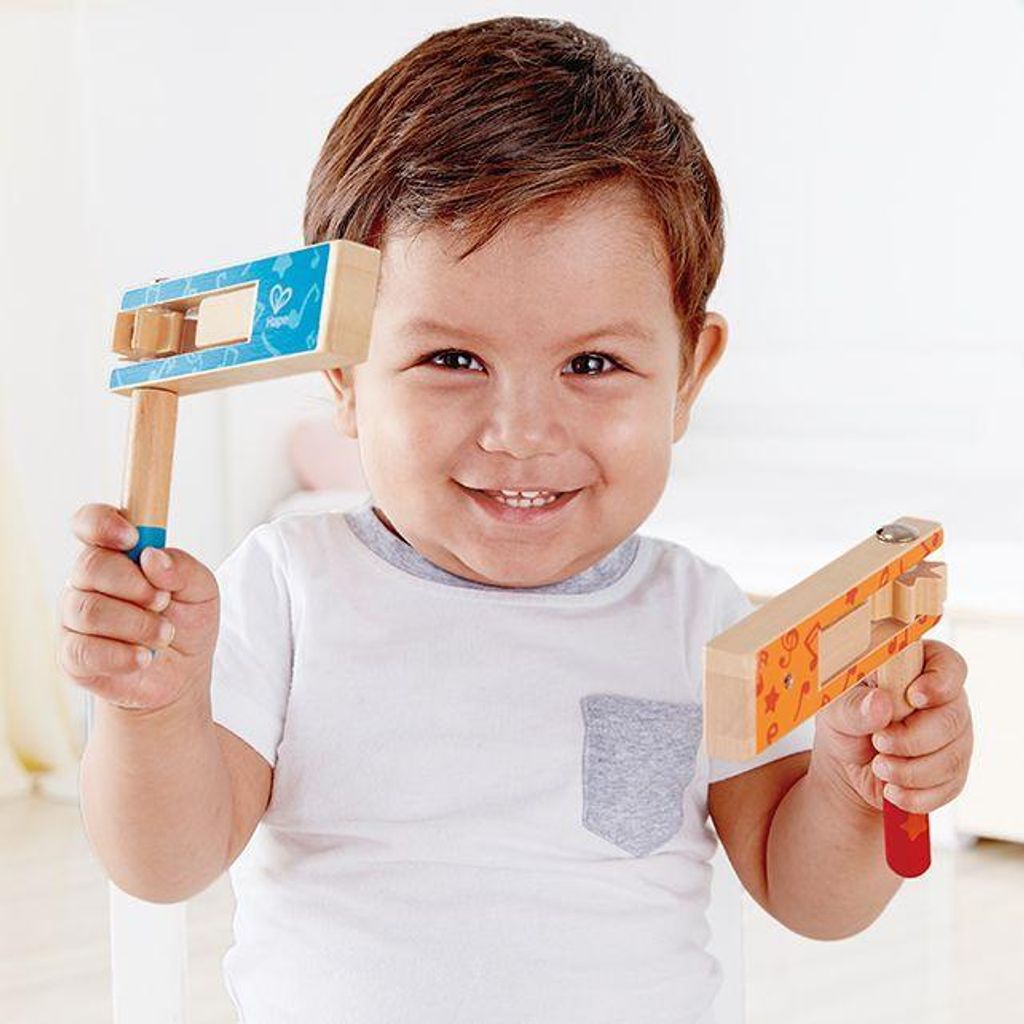 Hape Rassel Spielzeug - Musikinstrument fr Kinder - 6 Stck