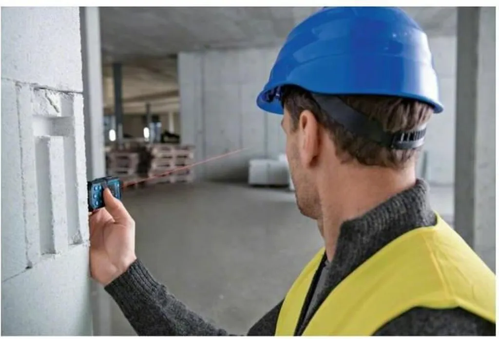 Télémètre laser Bosch GLM 50-22 Professional pour plans et devis rapides