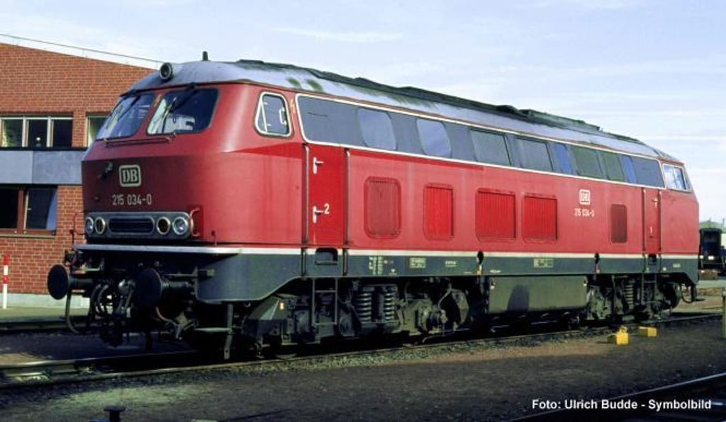 Piko Diesellok BR 215 DB IV + DSS PluX22 22060