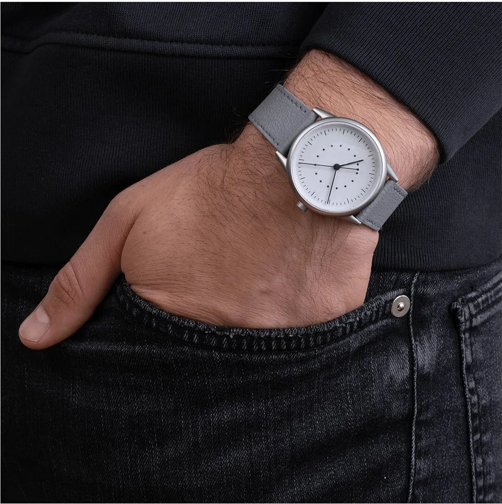Garde-temps automatique gris avec boîtier acier inoxydable brossé