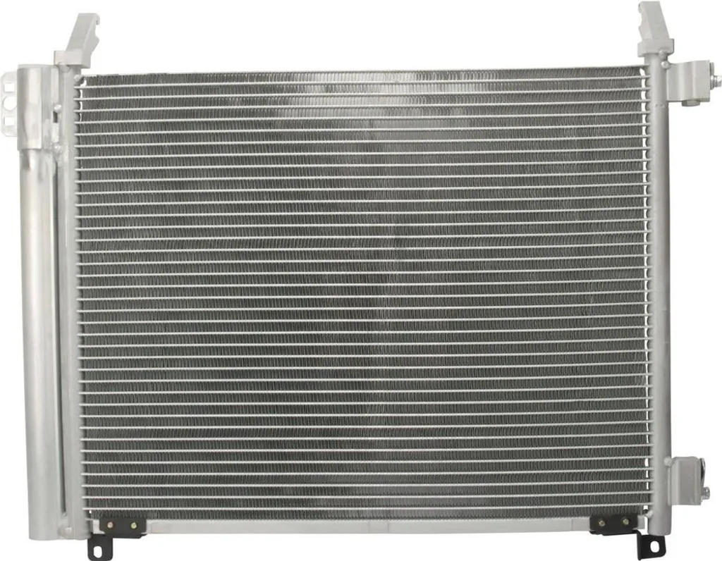 Clim en panne ? Condenseur BOSCH pour NISSAN MICRA R134a 472x375mm