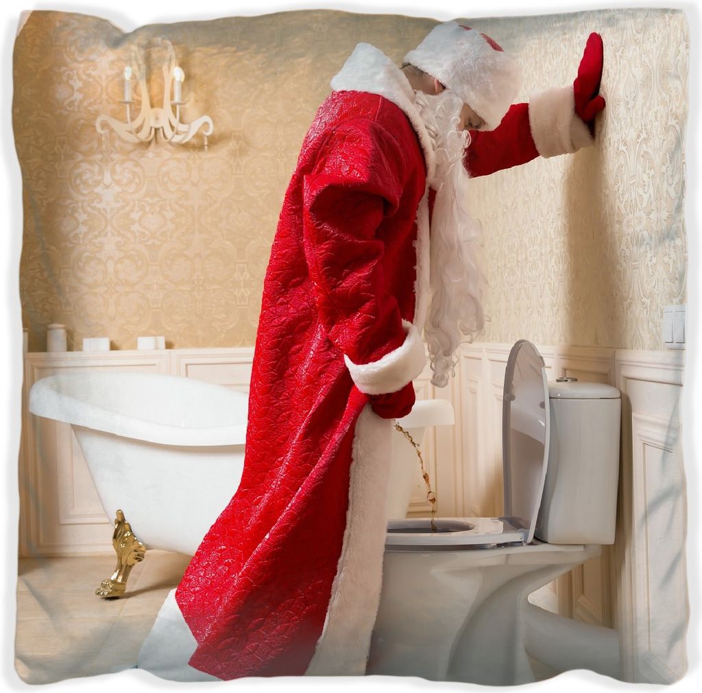 Wallario Premium Kissen, weiche Oberfläche, mit Motiv Weihnachtsmann macht Pause und pinkelt auf edler Toilette, Größe: 60 x 60 cm, mit weißer ...
