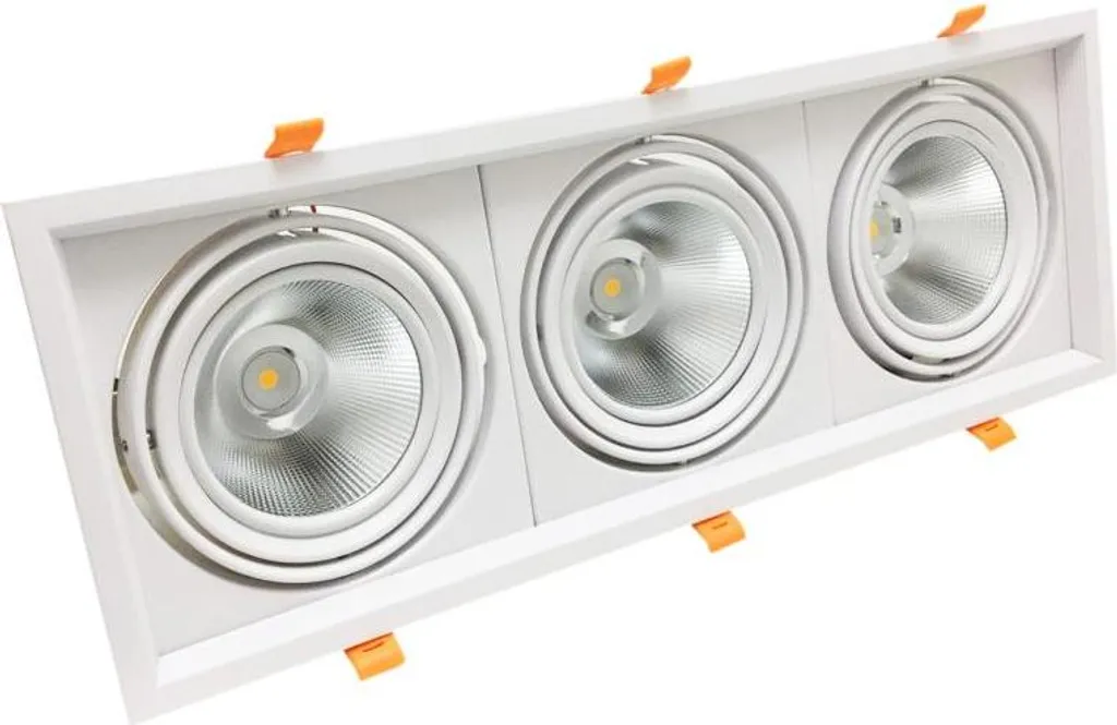 Éliminez les Zones Sombres avec ce Kit Triple Spot AR111 LED Orientable