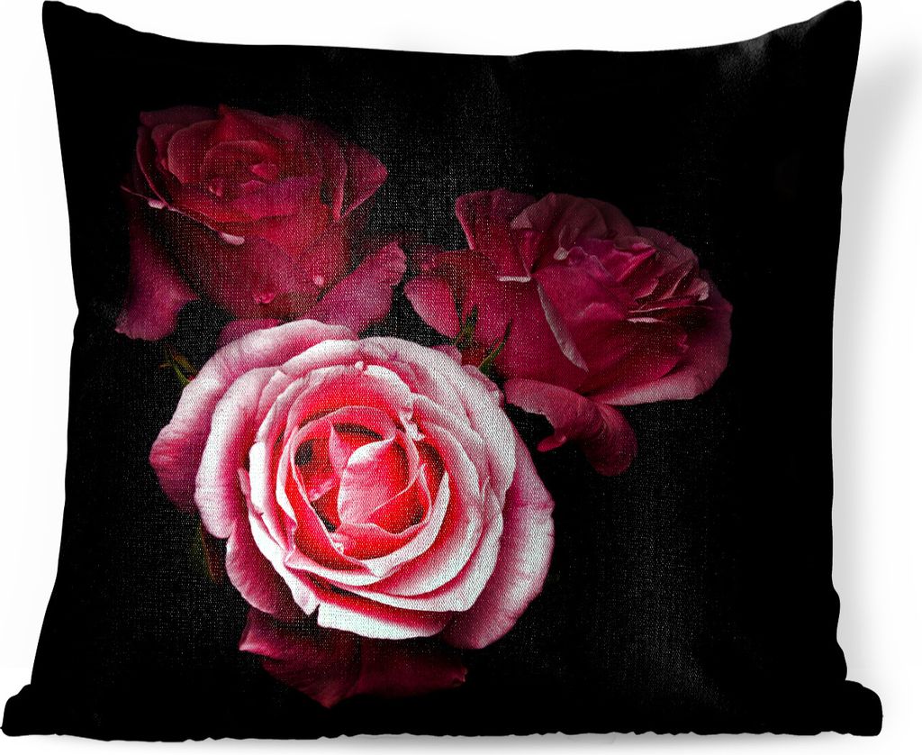 MuchoWow Zierkissen Sofakissen Wohnzimmer Dekokissen 45x45 cm Ein Foto von rosa Rosen mit schwarzem Hintergrund - Schlafpolster - Polster für da...