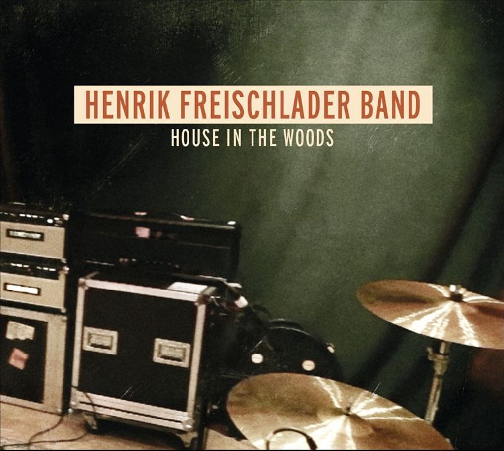 House in the woods - Freischlader,Henrik