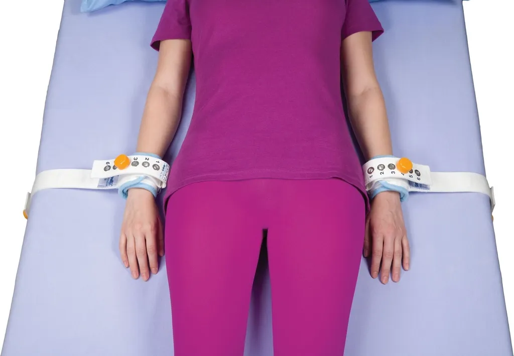 Ceinture d'immobilisation de poignet ajustable avec fixation renforcée