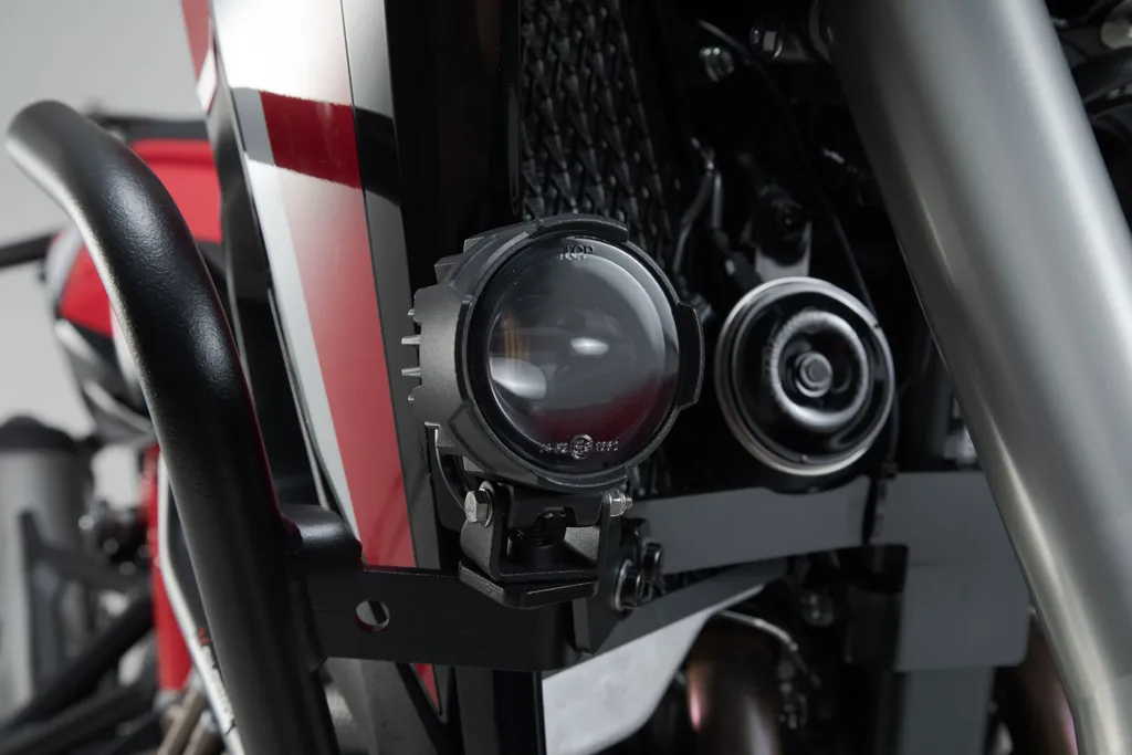 Améliorez l'Éclairage de votre Honda CRF1000L avec le Kit EVO Noir - 2
