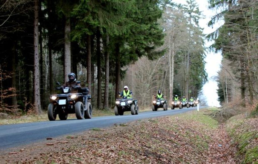 Jochen Schweizer Quad Schnuppertour Nachtsheim; Erlebnis verschenken oder selbst erleben; 2-16 Personen