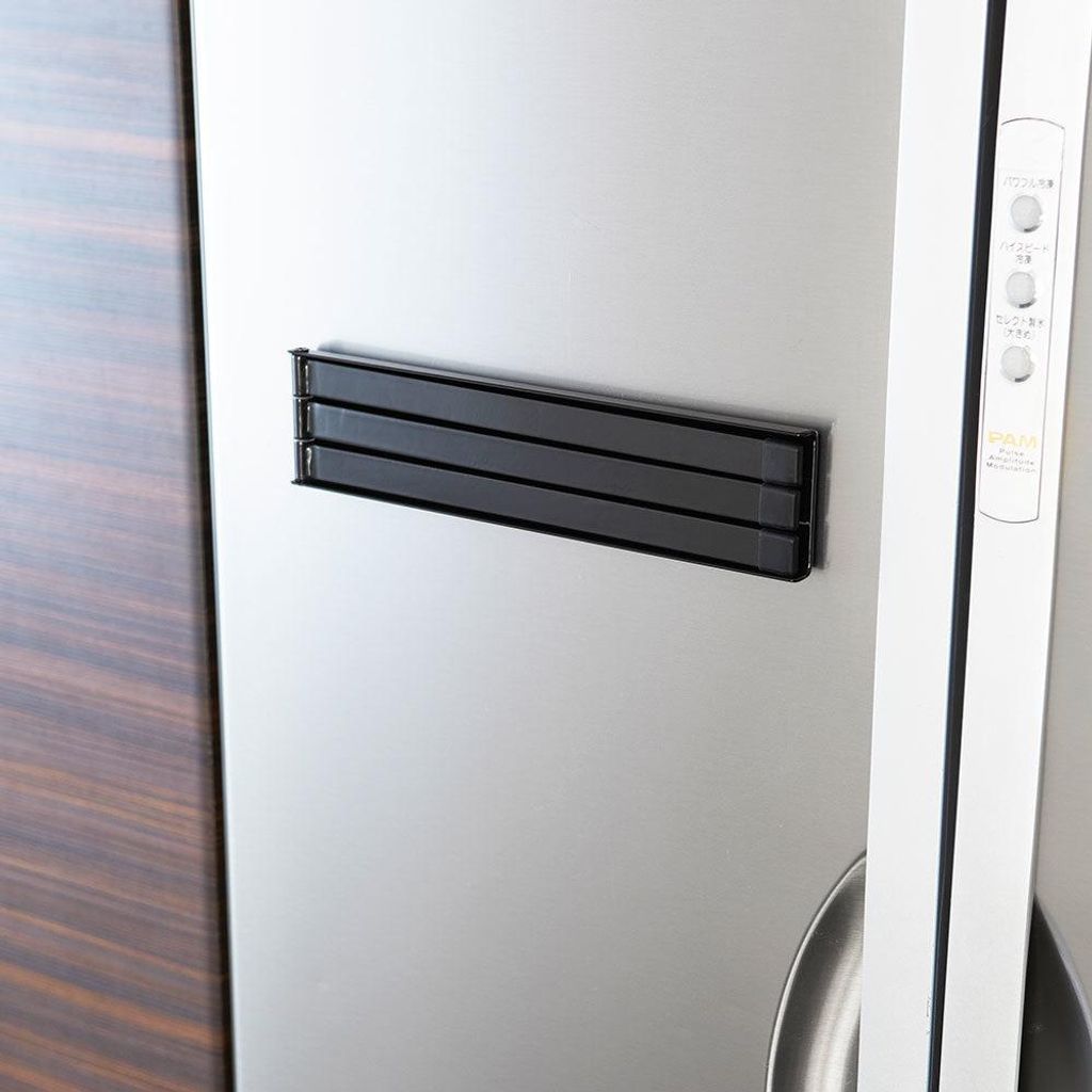 Magnetický držák ručníků Yamazaki Tower, černý Obrázek produktu 
