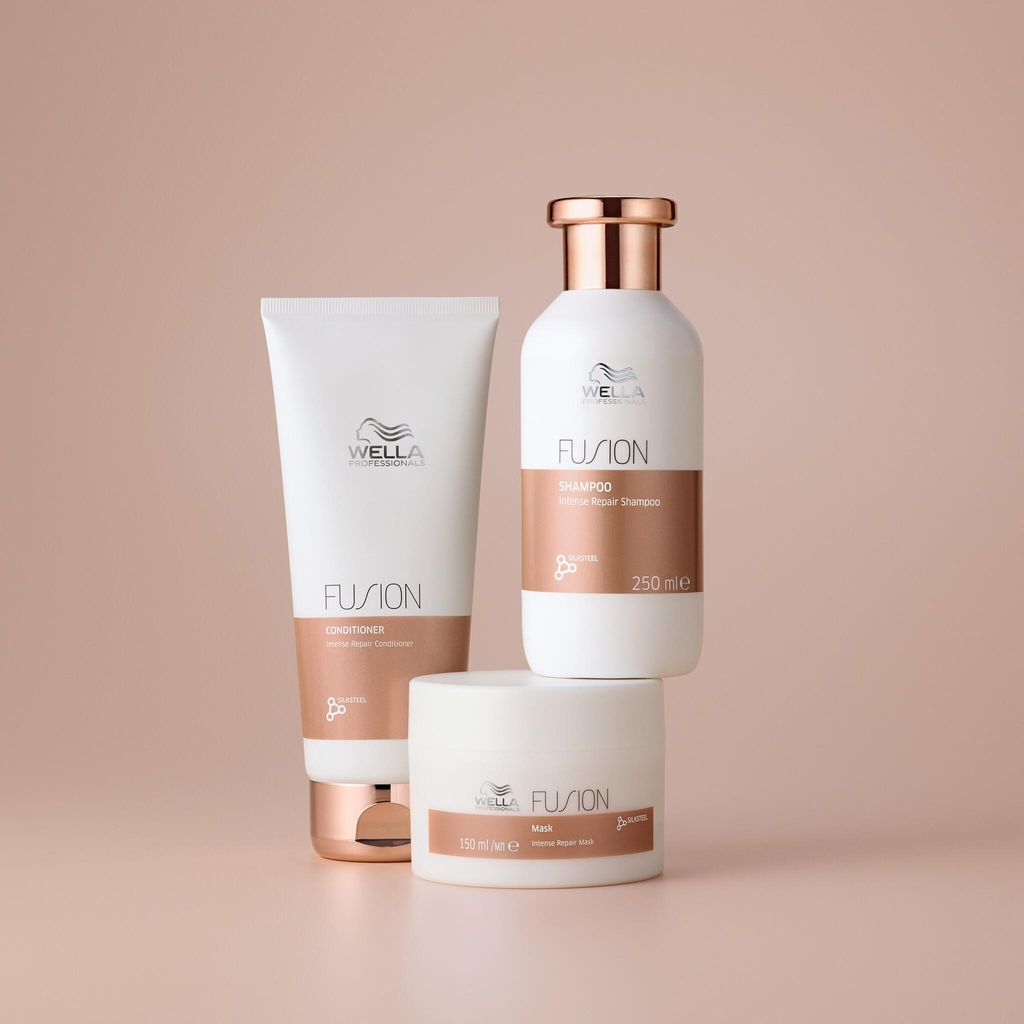 Wella Fusion Intense Repair Shampoo 250 ml