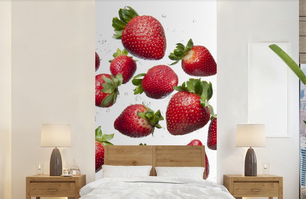 MuchoWow Fototapete für Wohnzimmer oder Schlafzimmer Wandtapete Vinyl Motivtapete Erdbeere - Obst - Weiß - 120x240 cm - Hintergrundbild