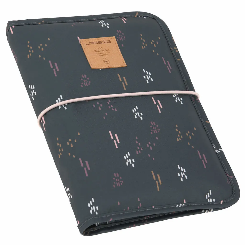Changez bébé partout avec le Lässig Sac à couches Changing Pouch Blobs