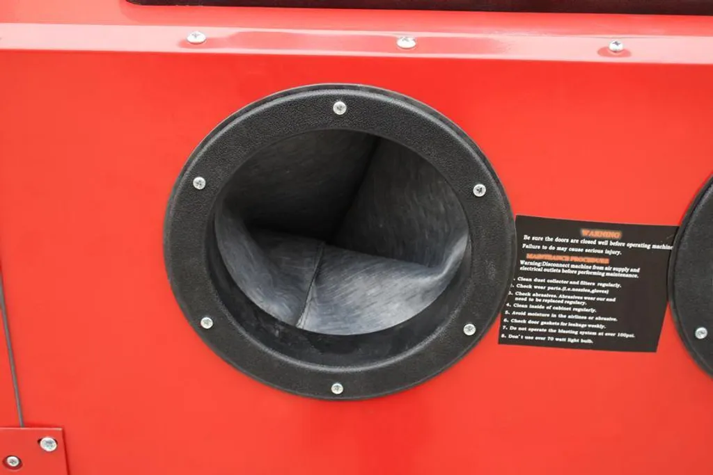 Cabine de sablage pour restauration auto et moto capacité 220L robuste