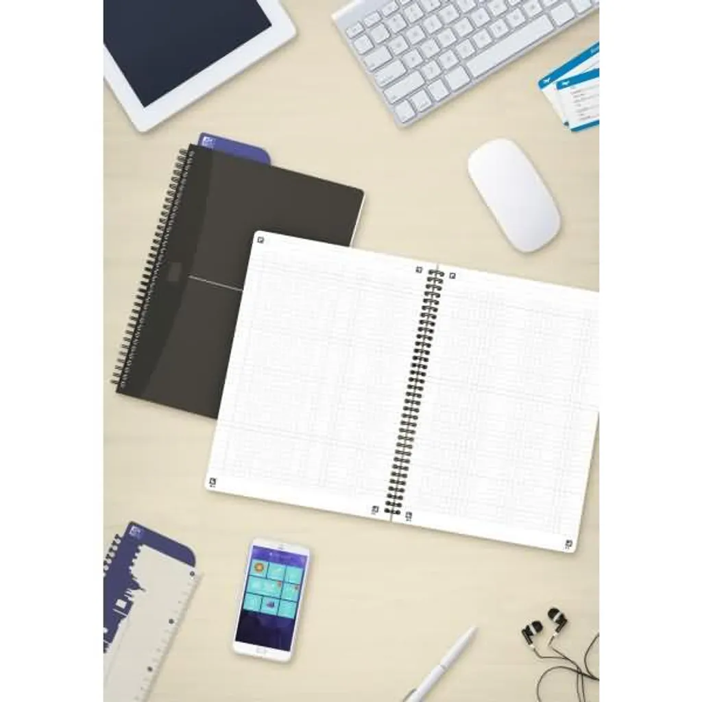 Bloc-notes B5 Oxford Essentials papier 90g quadrillé à spirale solide - 4