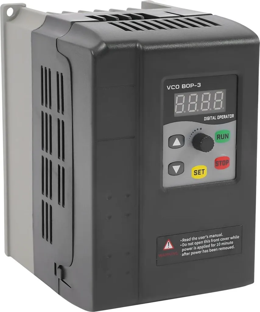 Convertisseur de fréquence VFD 1.5kW 0-999Hz monophasé noir V/F