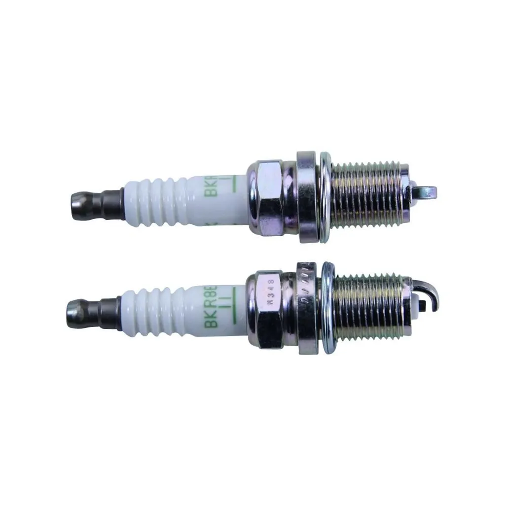Coppia Candele NGK BKR8E-11 6587 - Grado Freddo per Motori Sportivi