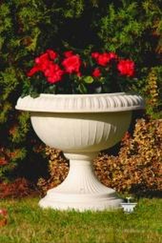 Blumenkorb Blumenkasten Blumen Gefäss Garten Terrasse Dekoration Statue Figuren