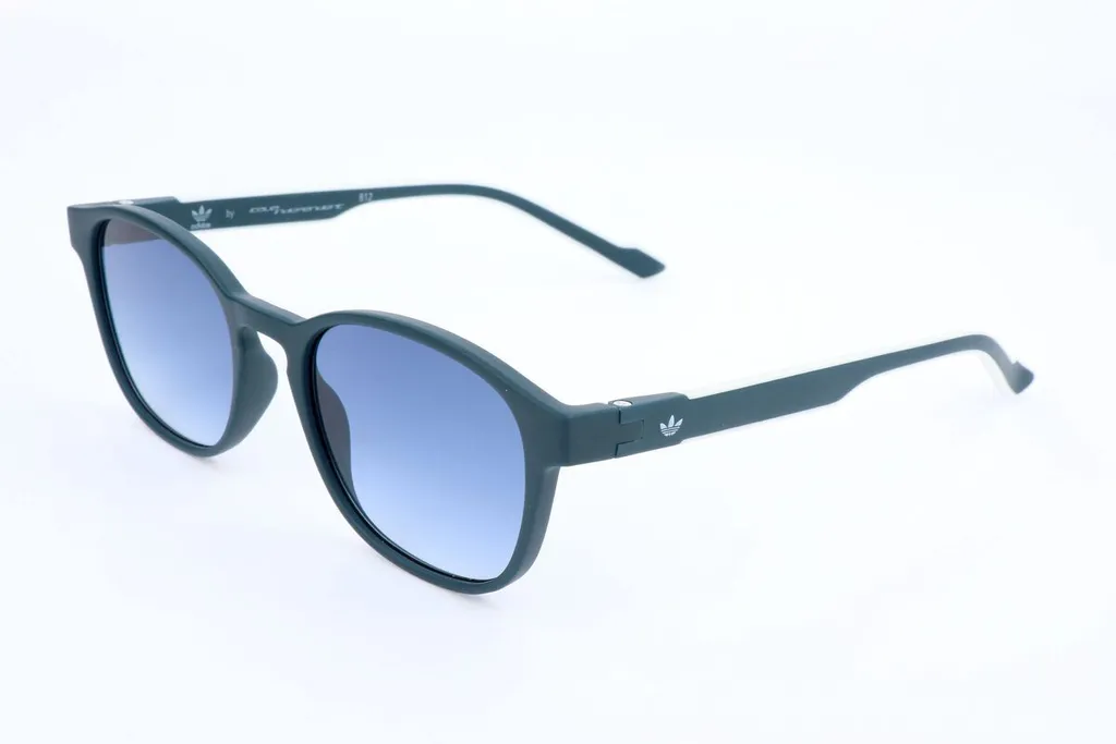 Lunettes de soleil homme Adidas pour conduite et loisirs de plein air