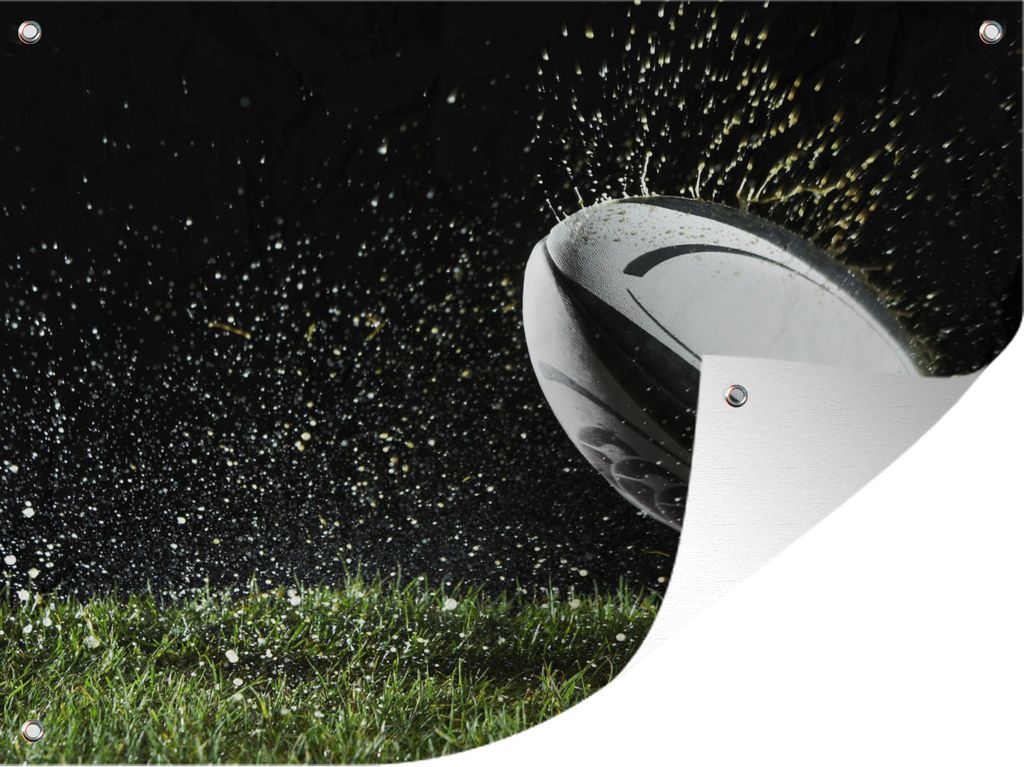 MuchoWow 80x60 cm Outdoor-Poster Gartendeko Sichtschutz Garten Poster für den Garten Ein Rugbyball rollt auf dem Rasen