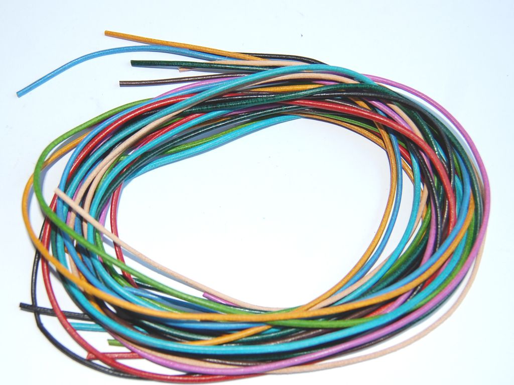 Lederbänder, 2 mm, 10 Stück in verschiedenen Farben, Länge Produktbild 