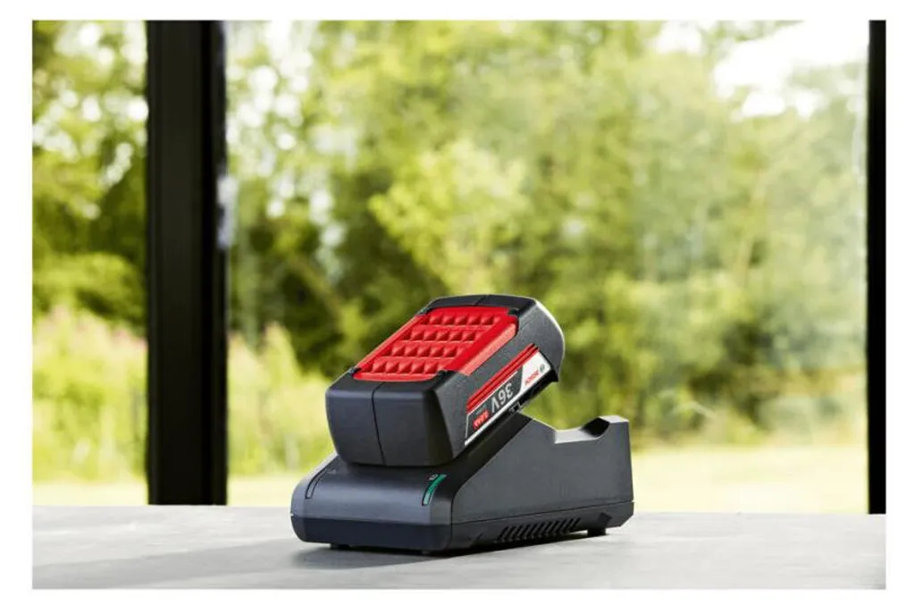 Solution Énergie Bosch 36V : Batterie et Chargeur pour outils en panne - 5