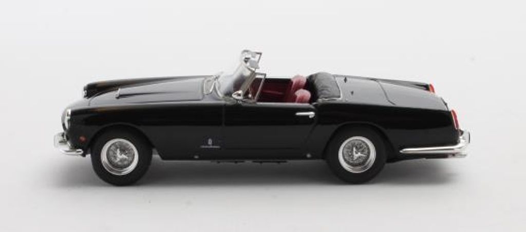Matrix 1:43 Ferrari 250GT Cabriolet Series II Pininfarina black 1960
