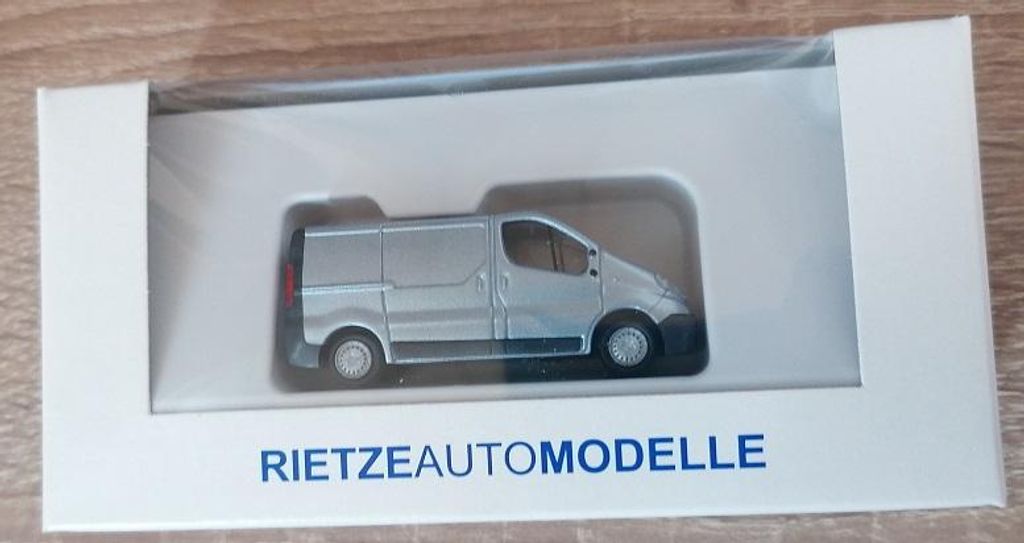 Rietze 21440 - 1/87 Opel Vivaro 2006 Kasten metallic - Neu