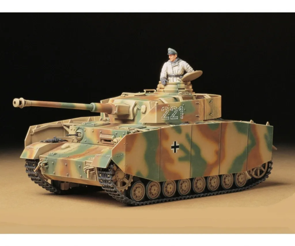 Maquette de Char Allemand Panzer IV H Tamiya 1/35 à Construire