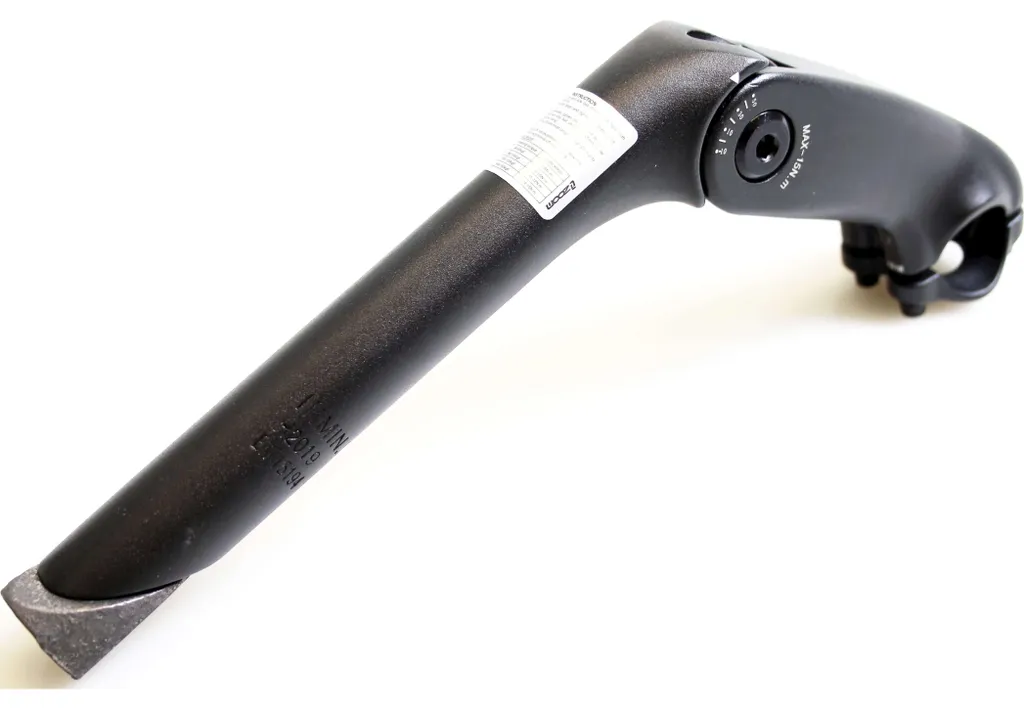 Ajustez votre guidon avec la potence Cortina Stem Mozzo noire réglable
