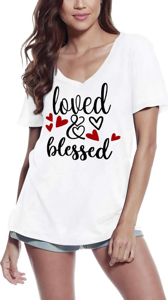 Damen Grafik T-Shirt V-Ausschnitt Geliebt und gesegnet – Loved And Blessed – Öko-Verantwortlich Vintage Jahrgang Kurzarm Lustige Druck Geburtstag