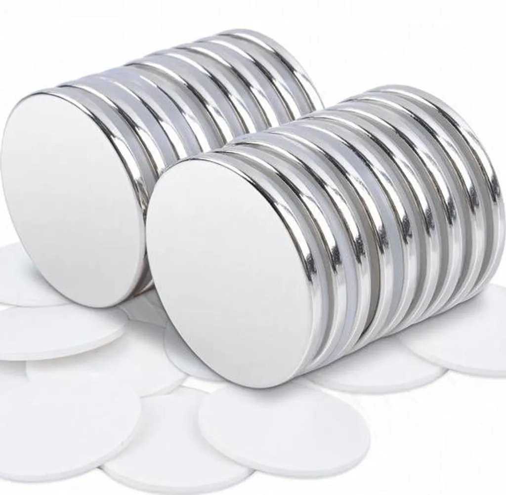 Pastilles magnétiques adhésives 25 x 2 mm : fini les documents qui tombent