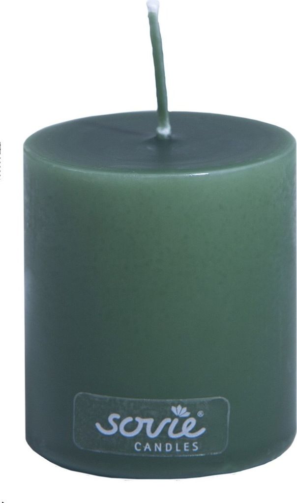 Sovie CANDLES Stumpenkerze in Dunkelgrün Ø 50 mm x H 60 mm, Brenndauer ca. 16 Std., 1 Stück