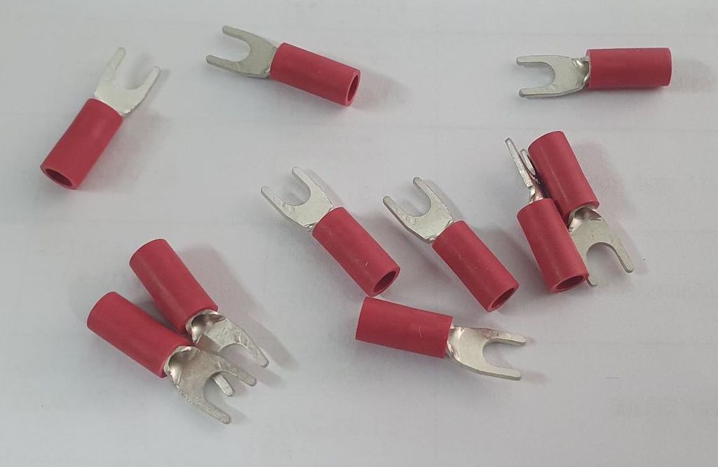 Velleman - FRY3 - Gabelkabelschuhe - Klemmkabelschuh - Rot 3,7 mm - 10 Stück im Beutel