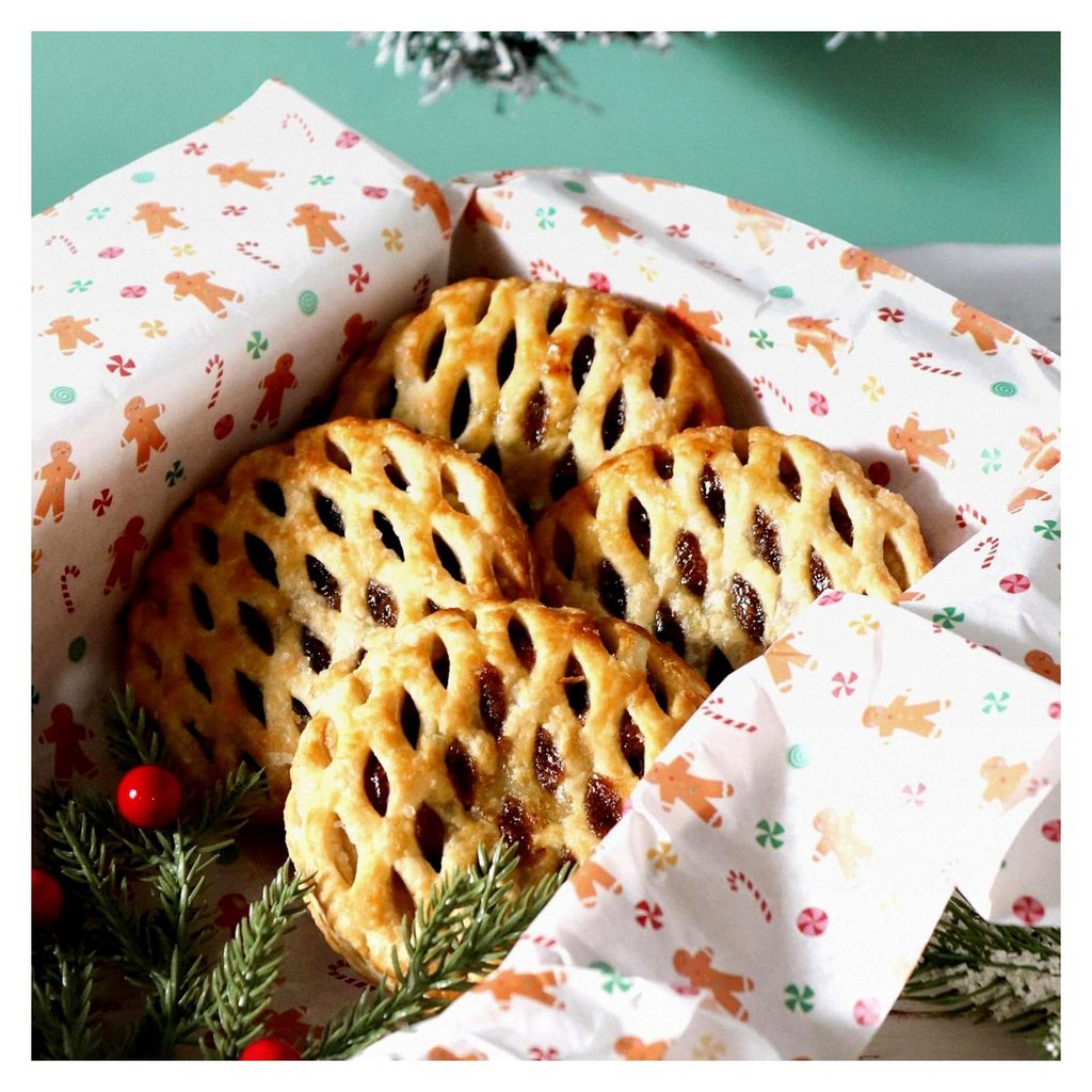 12 Bögen Backpapier für Weihnachtsgebäck & Geschenke - Schneeflocken