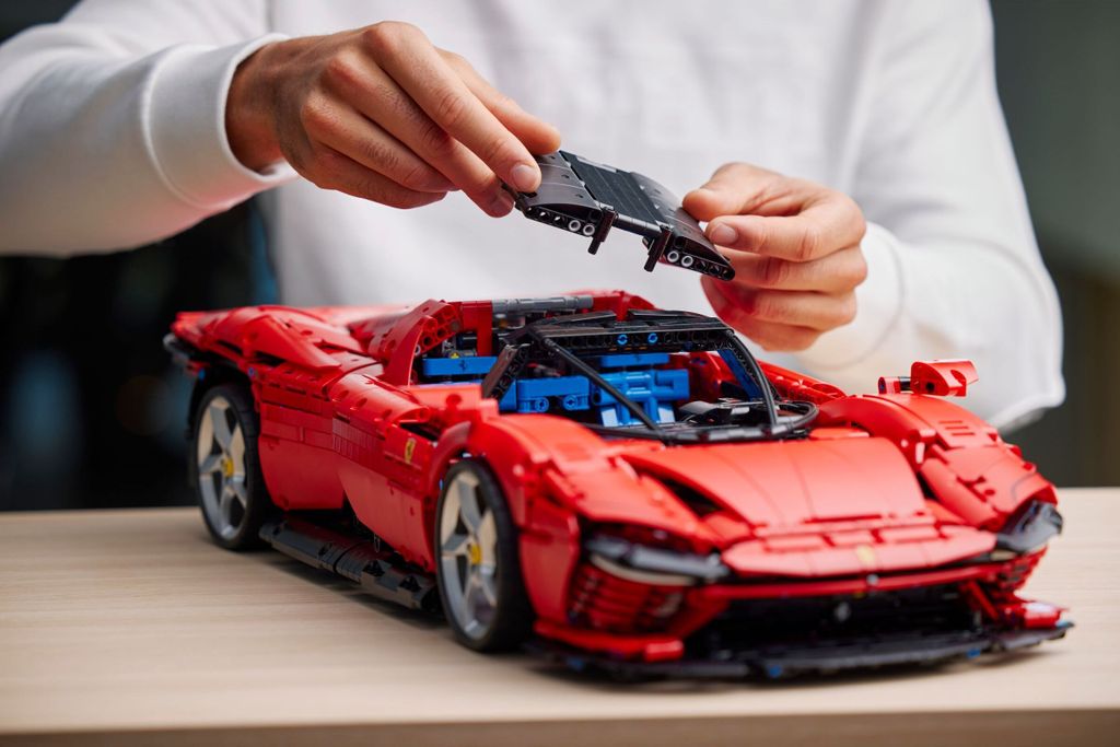 LEGO® Technic 42143 Ferrari Daytona SP3 Obrázok produktu 28