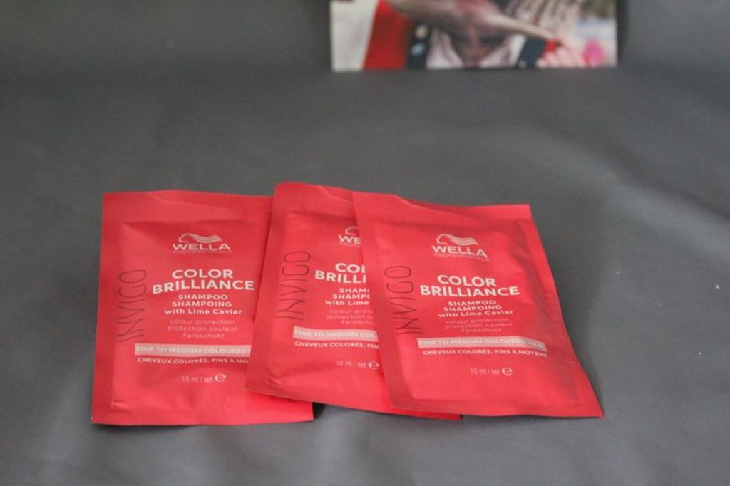Wella Invigo Color Brilliance Shampoo Fine 15 ml Produktbild 