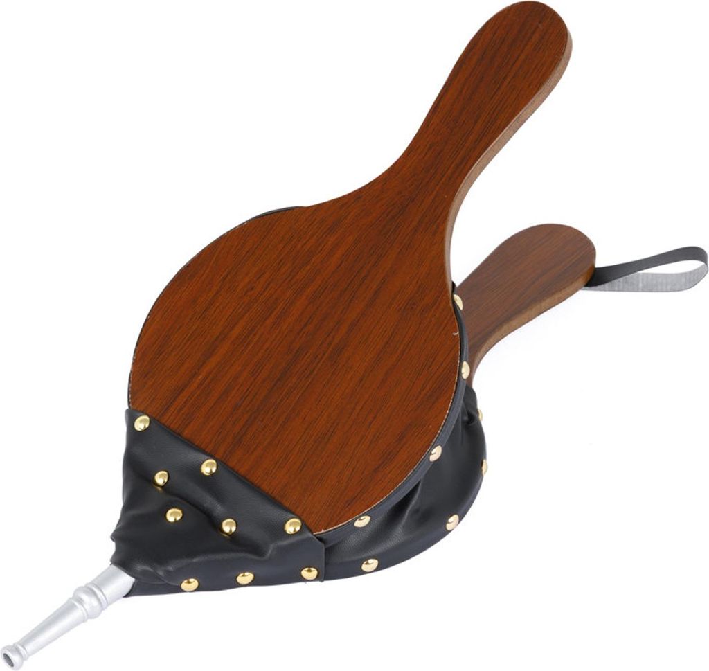 Feuerbalg aus dunkelbraunem Holz