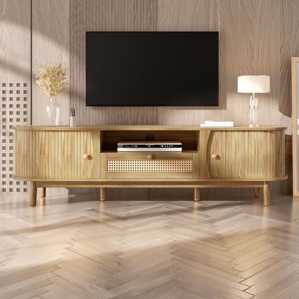 Merax TV-Schrank aus Rattan in Landhausstil, TV Lowboard mit Schiebetüren und Schubladen, TV-Ständer bis 70 Zoll mit Massivholzfüße, Natur