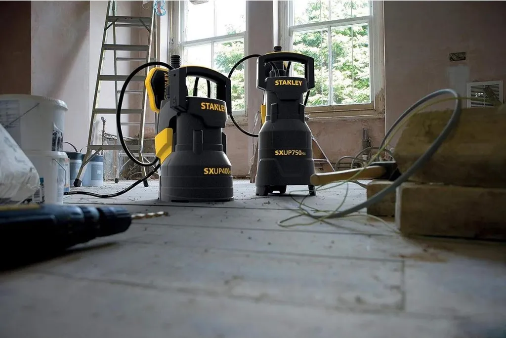 Pompe Stanley Immergée 750 W Haute Pression pour Eaux Sales et Résidus - 2
