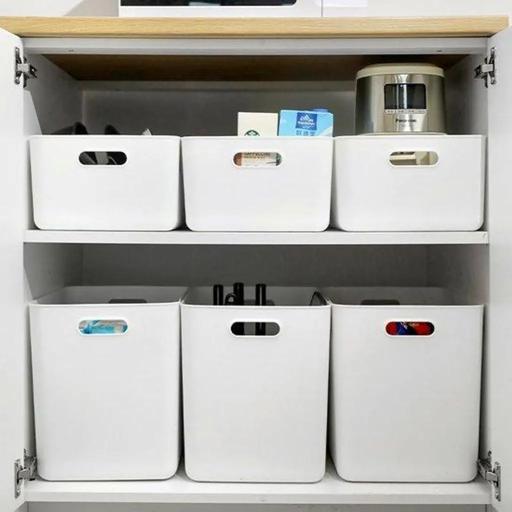 Fini le Désordre avec ce Bac de Rangement Plastique Empilable - Set 6