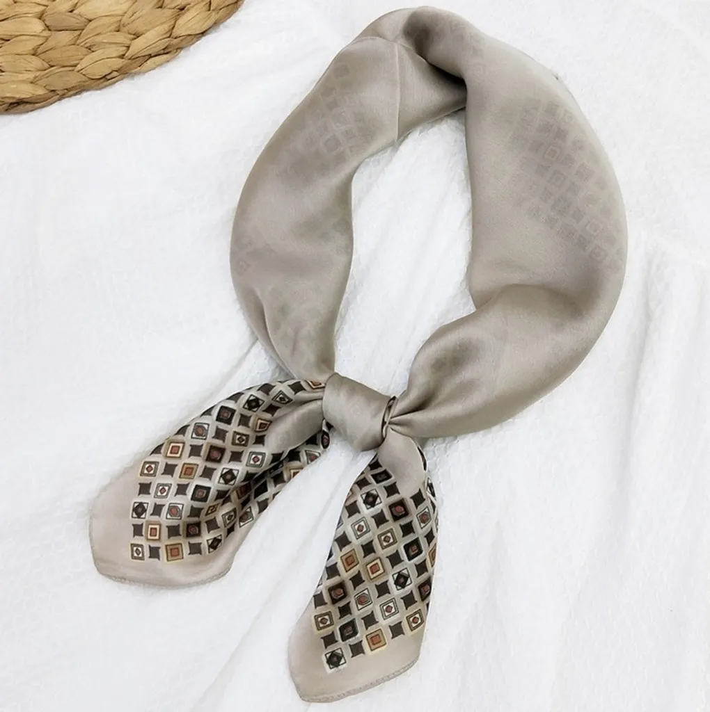 Foulard Harper Seta Tipo 11 KP13134 - L'Essenza del Lusso Italiano