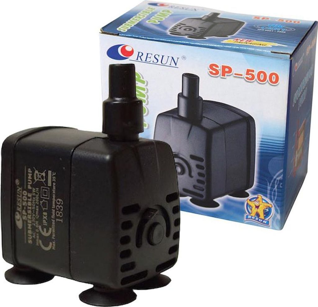 A black Resun SP-500 submersible pump is shown in front of its packaging box.
