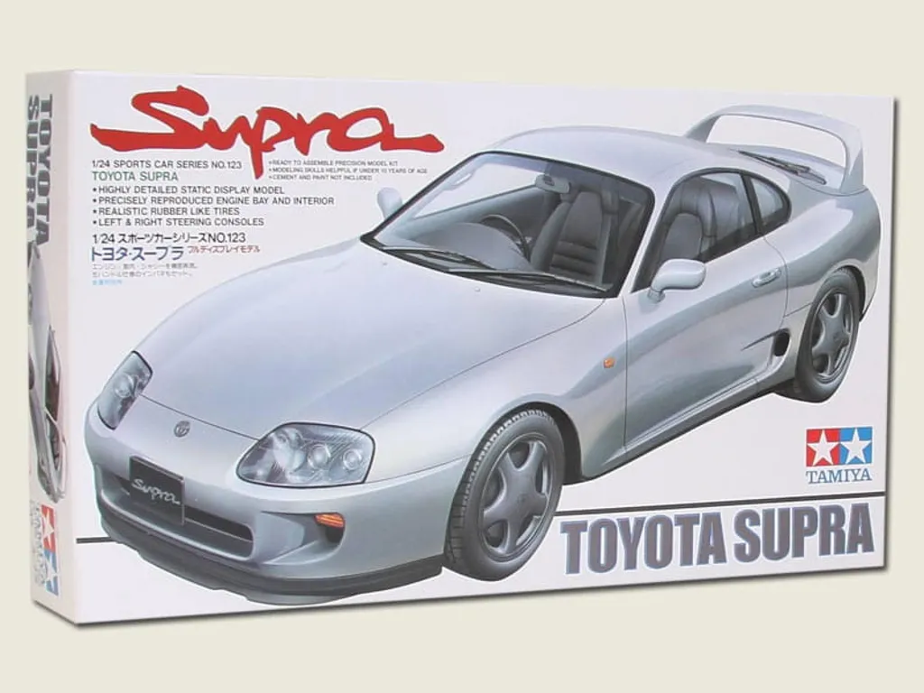 Toyota Supra Tamiya 1:24 Maquette avec Moteur Détaillé et Capot Mobile - 3