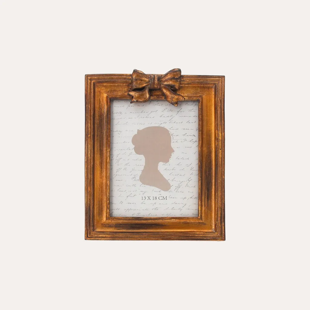 Cadre Photo Doré avec Nœud Sculpté 22x16 cm - Finition Luxe et Détails