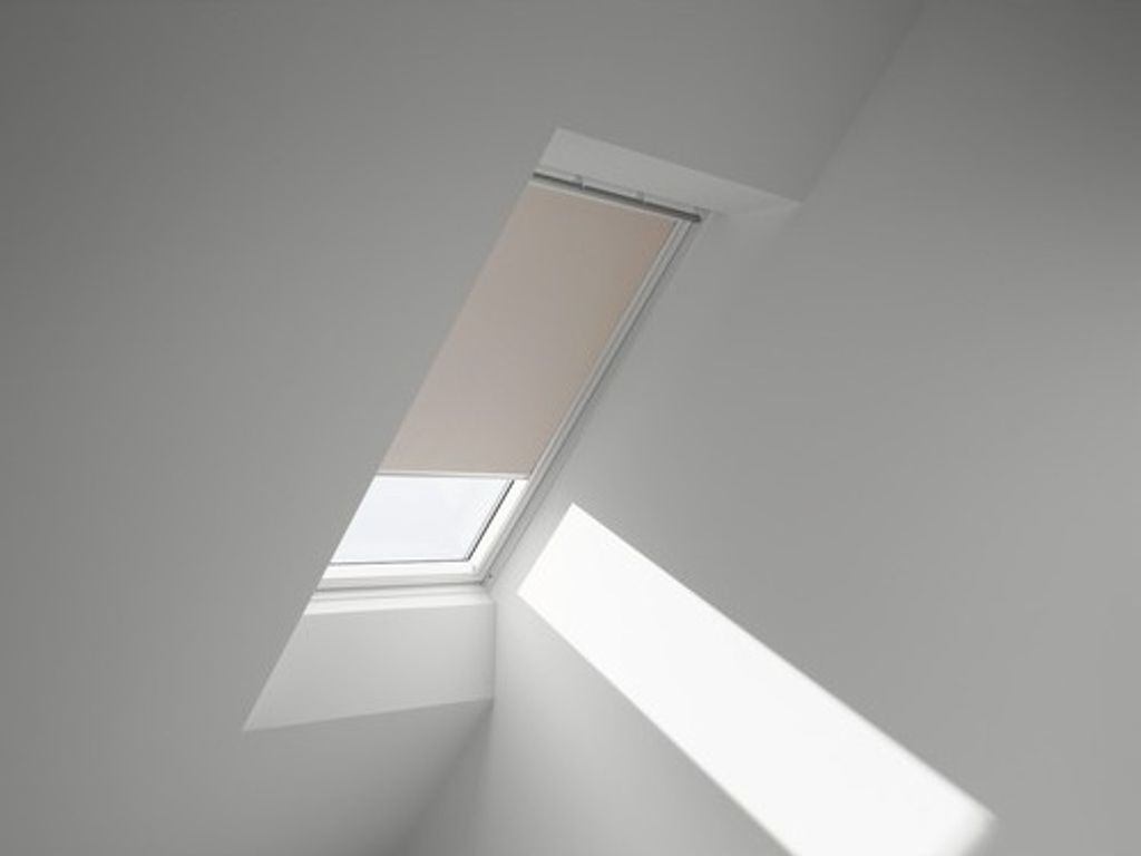 VELUX Verdunkelungsrollo uni sandbeige manuell Rahmen weiß DKL P04 4556SWL