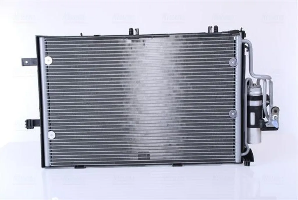Condenseur de Climatisation pour Opel Corsa C et Tigra - Nissens 94721